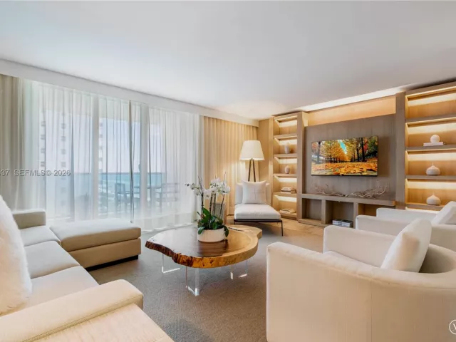 2-bedroom condo for sale in Miami Beach - 102 24th St 1115 - MondialRealty