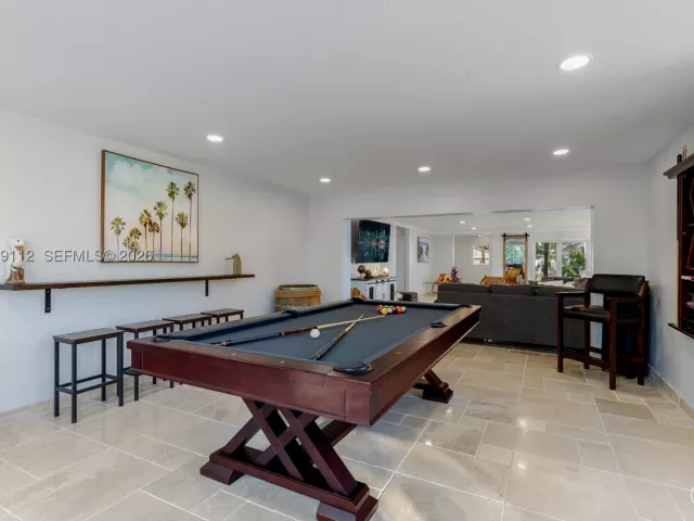 3-bedroom home for rent in Fort Lauderdale - 3010 NE 58th St - MondialRealty