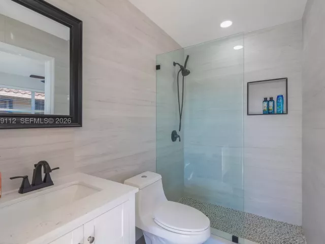 3-bedroom home for rent in Fort Lauderdale - 3010 NE 58th St - MondialRealty