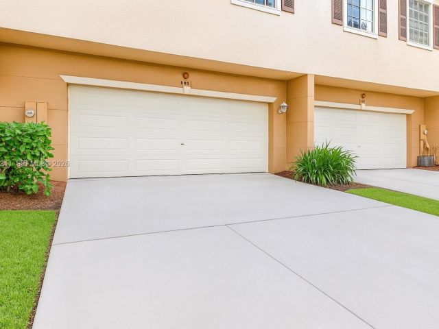 Home for rent at 4581 Danson Way - photo 7457918