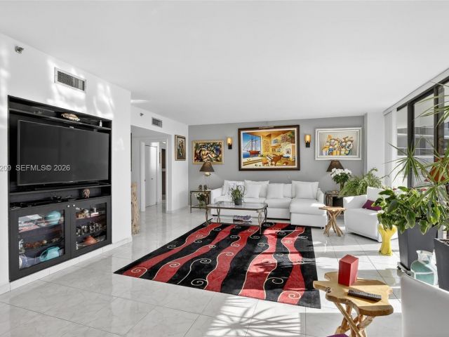 Apartment for sale  Unit #201 - photo 6990716