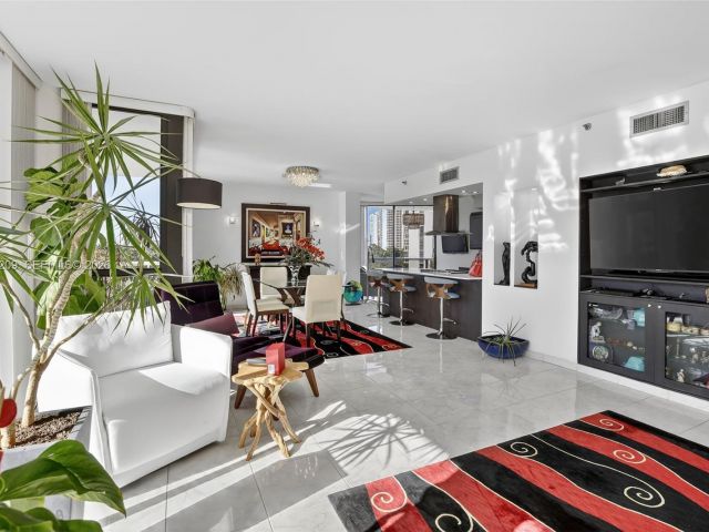 Apartment for sale  Unit #201 - photo 6990726