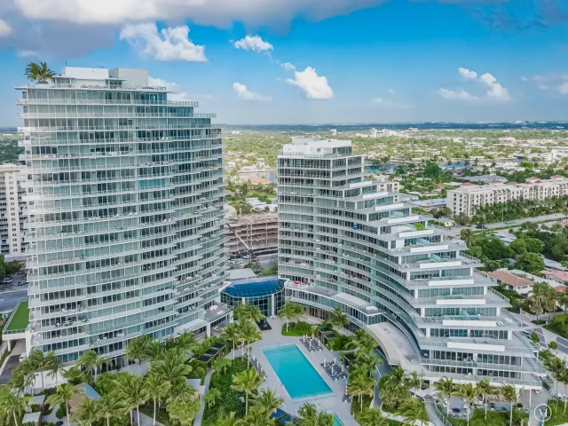 3-bedroom condo for sale in Fort Lauderdale - 2200 N Ocean Boulevard S706 - MondialRealty