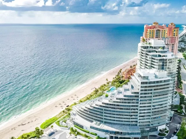3-bedroom condo for sale in Fort Lauderdale - 2200 N Ocean Boulevard S706 - MondialRealty