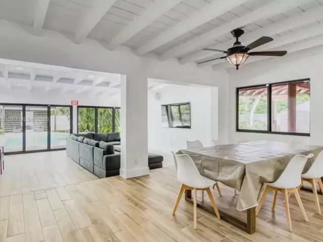 4-bedroom home for rent in Hollywood - 2639 Monroe St 0 - MondialRealty