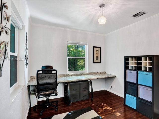 Home for sale at 1713 NW 8th Ave - photo 7441682