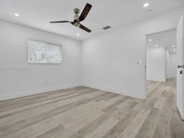 Home for sale at 1401 NE 152nd St - photo 6986383