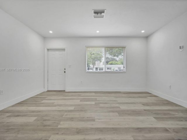 Home for sale at 1401 NE 152nd St - photo 6986403