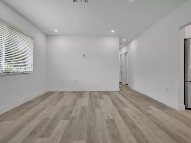 4-bedroom home for sale in North Miami Beach - 1401 NE 152nd St - MondialRealty