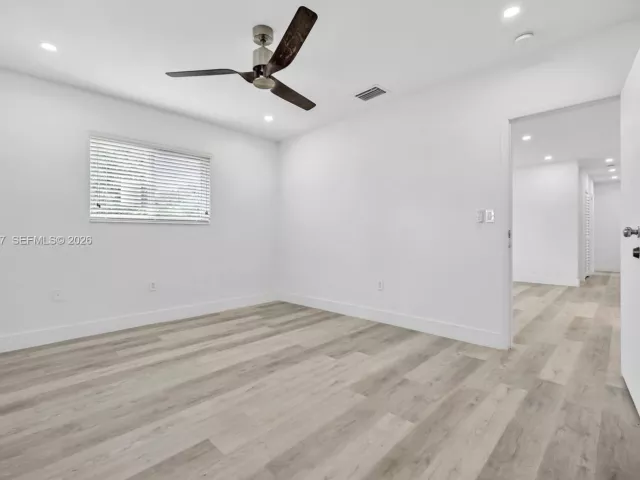 4-bedroom home for sale in North Miami Beach - 1401 NE 152nd St - MondialRealty