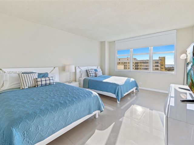 Apartment for sale  Unit #1618 - photo 7001784