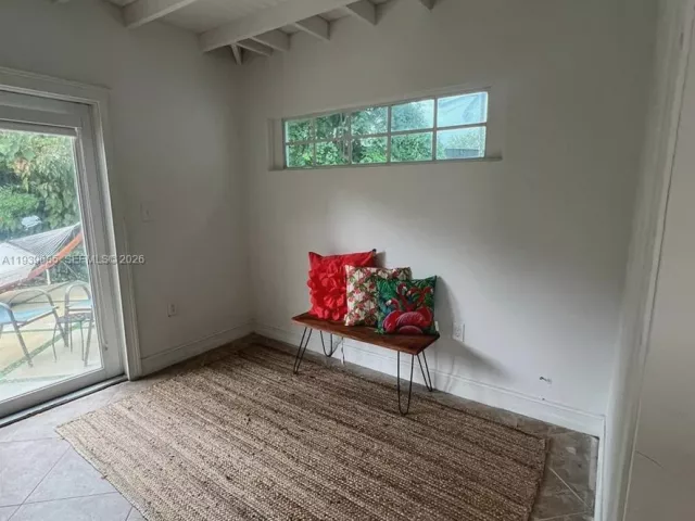 4-bedroom home for rent in Biscayne Park - 1110 NE 119th - MondialRealty