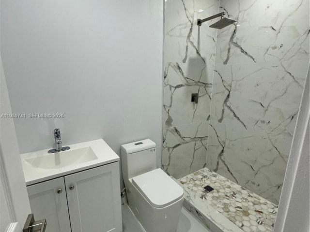 Home for sale at 1649 NE 30th Ct - photo 6997671