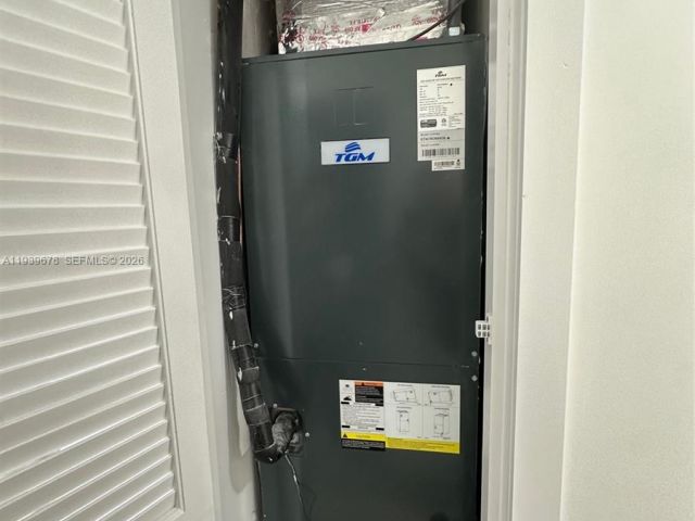 Home for sale at 1521 NE 43rd Ct - photo 6997608