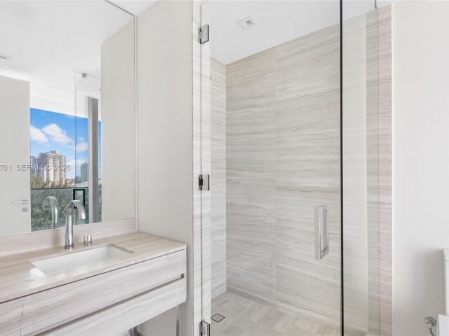 Apartment for sale  Unit #600 - photo 7000217