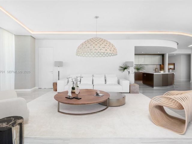 Apartment for sale  Unit #600 - photo 7000226