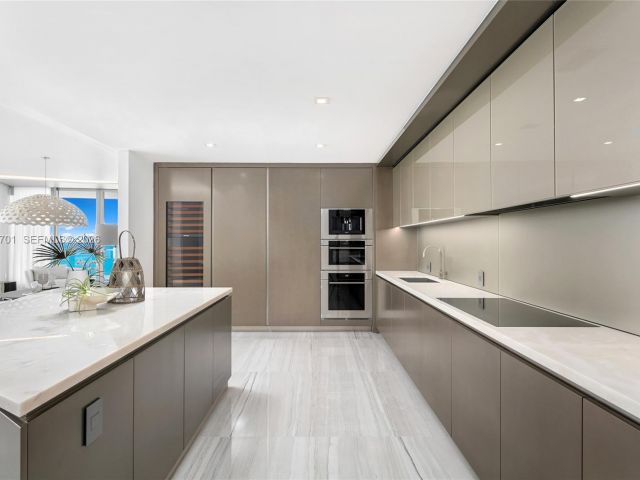 Apartment for sale  Unit #600 - photo 7000231