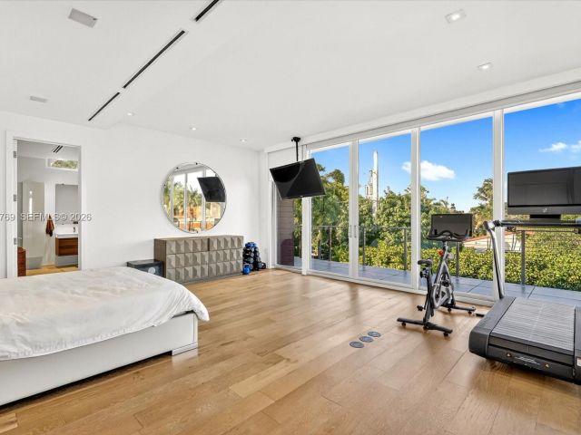 Home for rent at 201 Palm Ave - photo 6997479