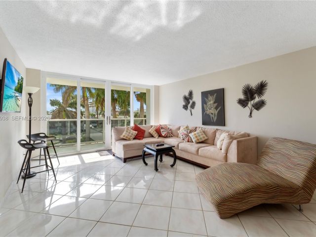 Apartment for sale  Unit #212 - photo 7483302