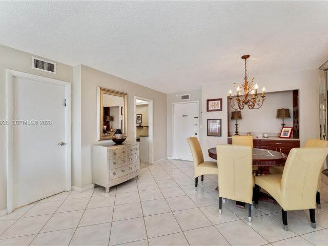 Apartment for sale  Unit #212 - photo 7483310