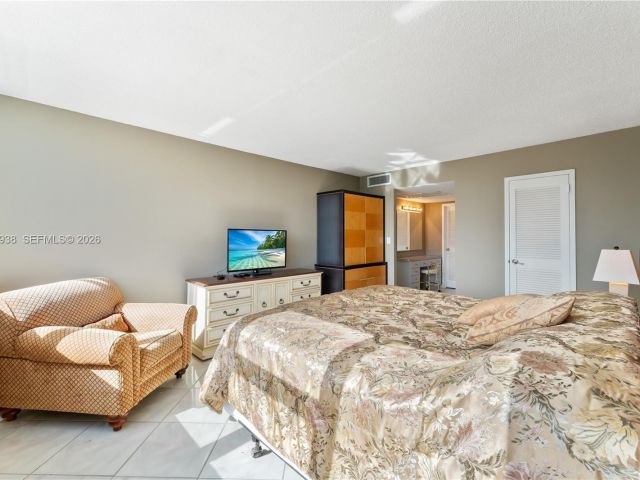 Apartment for sale  Unit #212 - photo 7483315