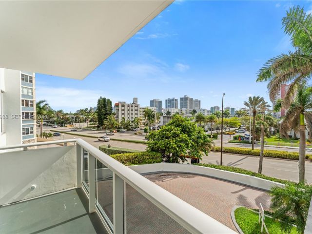 Apartment for sale  Unit #212 - photo 7483327