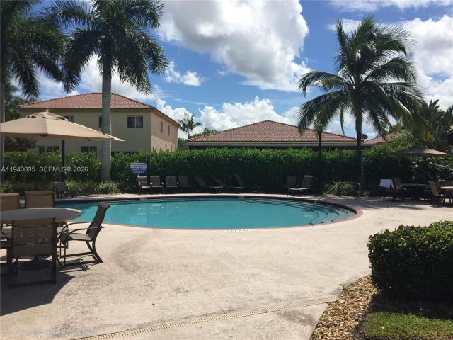 3-bedroom home for rent in Homestead - 2160 NE 37th Rd 2160 - MondialRealty