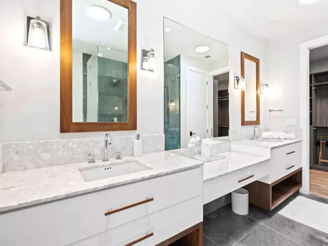 4-bedroom home for sale in Miami Beach - 5288 Alton Road - MondialRealty