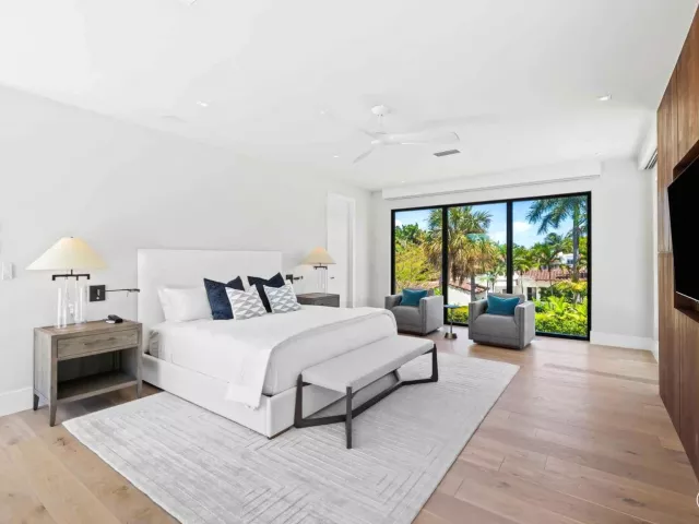4-bedroom home for sale in Miami Beach - 5288 Alton Road 2 - MondialRealty