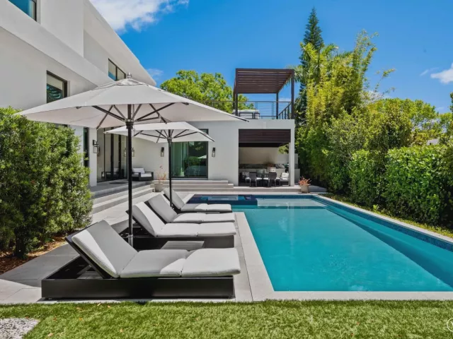 4-bedroom home for sale in Miami Beach - 5288 Alton Road 2 - MondialRealty