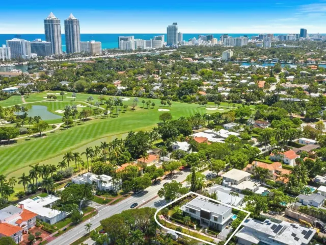 4-bedroom home for sale in Miami Beach - 5288 Alton Road 2 - MondialRealty