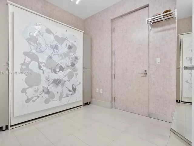 2-bedroom condo for sale in Sunny Isles Beach - 17475 Collins Ave 2502 - MondialRealty