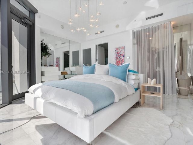 Apartment for sale  Unit #2502 - photo 7013878