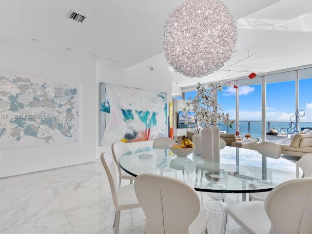 Apartment for sale  Unit #2502 - photo 7013882