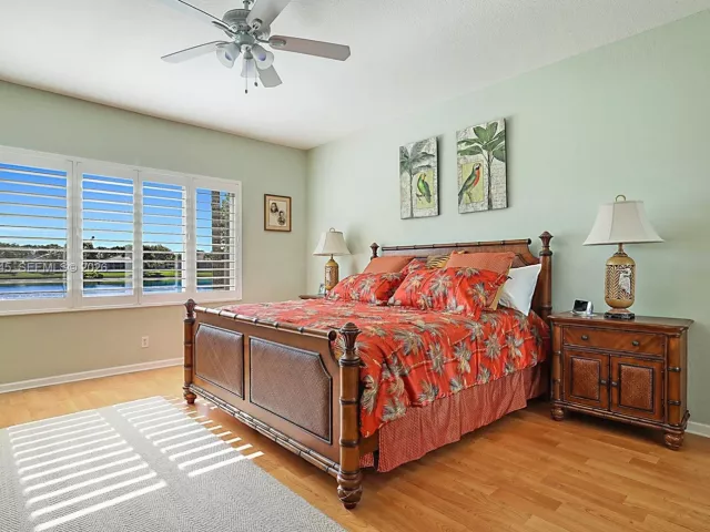 3-bedroom home for sale in West Palm Beach - 2687 Clipper Cir - MondialRealty