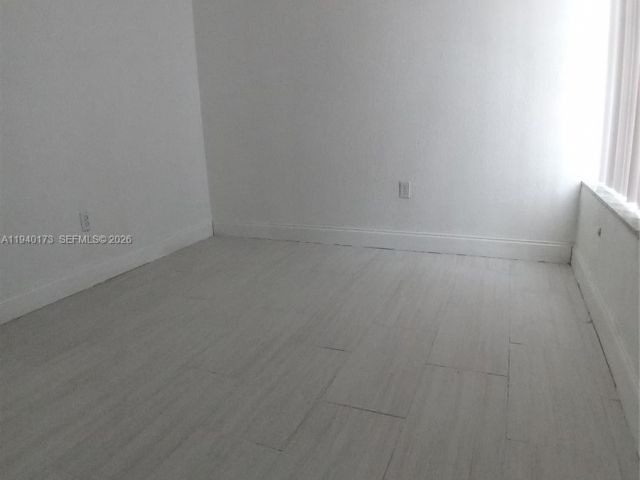 4-bedroom home for rent in Miami - 20008 SW 123rd Dr 20008 - MondialRealty