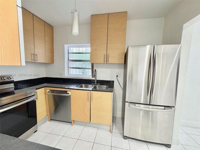 3-bedroom home for rent in North Miami Beach - 1332 NE 177th St 0 - MondialRealty