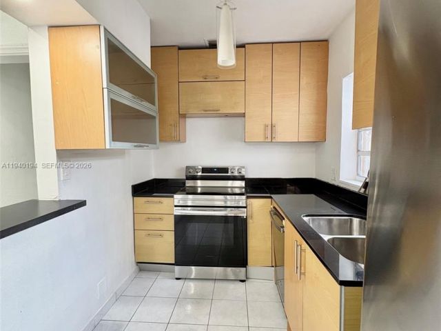 3-bedroom home for rent in North Miami Beach - 1332 NE 177th St 0 - MondialRealty