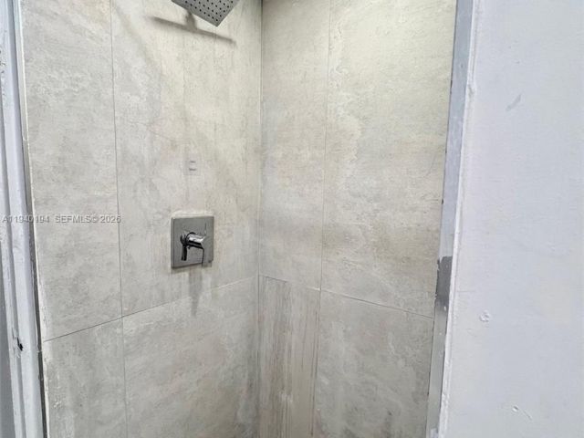 3-bedroom home for rent in North Miami Beach - 1332 NE 177th St 0 - MondialRealty