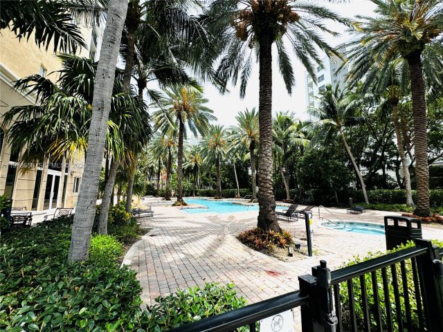 2-bedroom condo for rent in Sunny Isles Beach - 17150 N Bay Rd 2412 - MondialRealty