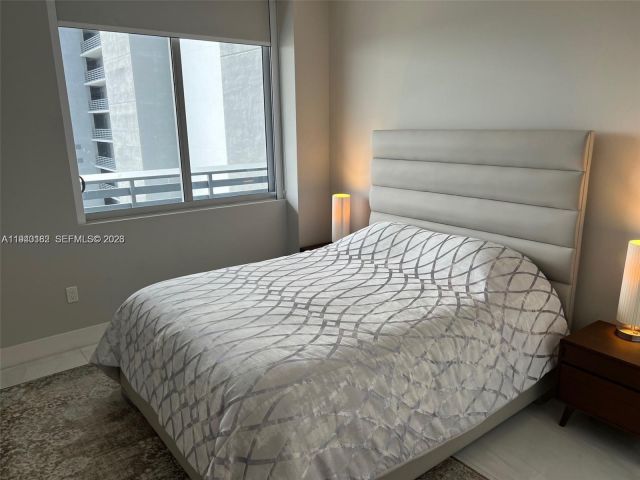 Apartment for sale  Unit #2017 - photo 7001857