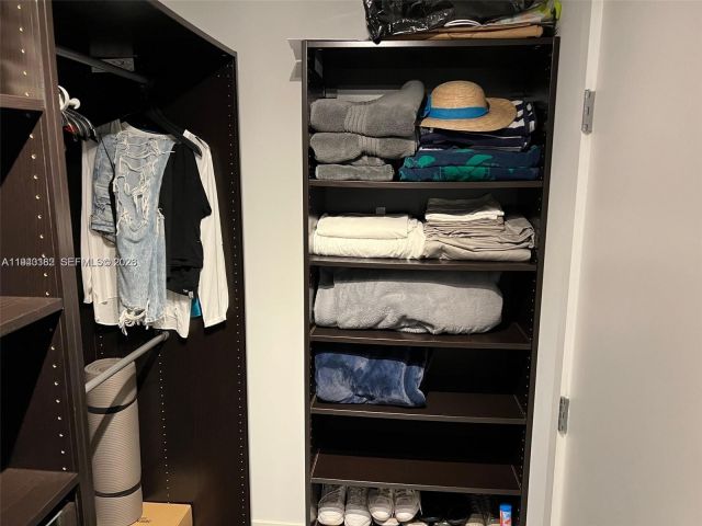 Apartment for sale  Unit #2017 - photo 7001858