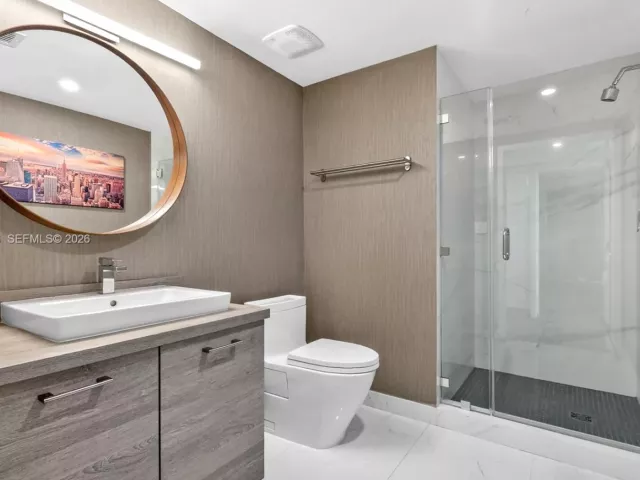 2-bedroom condo for rent in Sunny Isles Beach - 400 Sunny Isles Blvd 1207 - MondialRealty