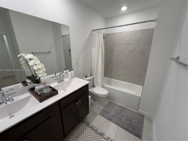 4-bedroom home for rent in Homestead - 1842 SE 7th Ter 1842 - MondialRealty