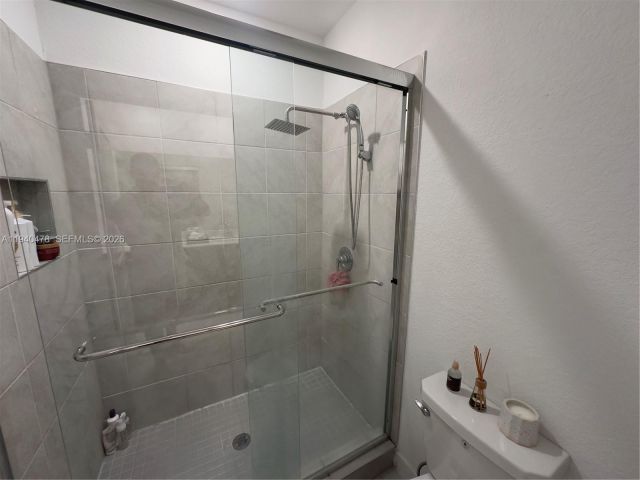 4-bedroom home for rent in Homestead - 1842 SE 7th Ter 1842 - MondialRealty