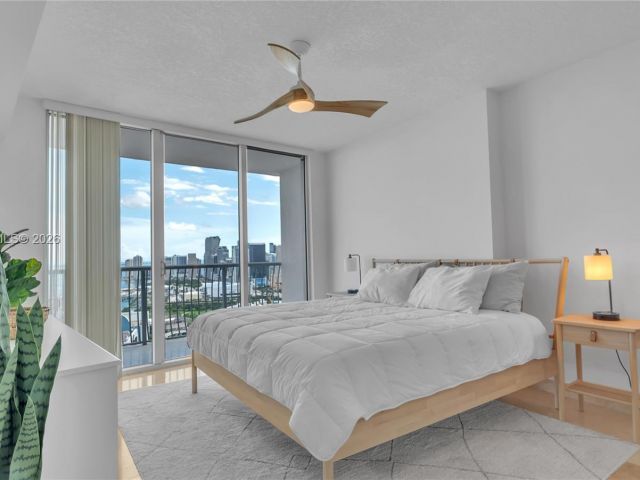 Apartment for rent  Unit #4504 - photo 7013313