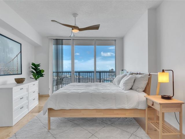 Apartment for rent  Unit #4504 - photo 7013315