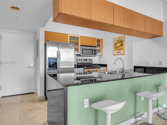 Apartment for rent  Unit #4504 - photo 7013319