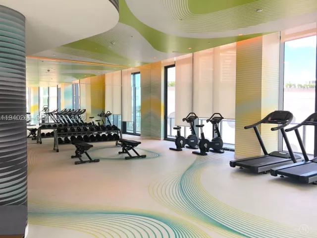 1-bedroom condo for rent in Miami - 501 NE 31st St 1503 - MondialRealty