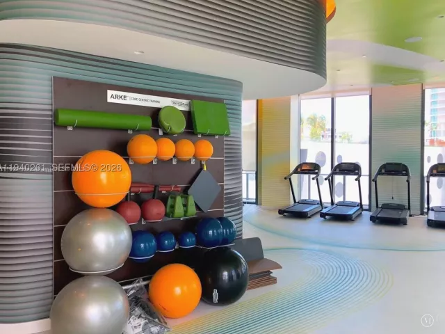 1-bedroom condo for rent in Miami - 501 NE 31st St 1503 - MondialRealty